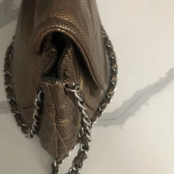 CHANEL bronze shoulder/crossbody bag - Picture 6 of 8